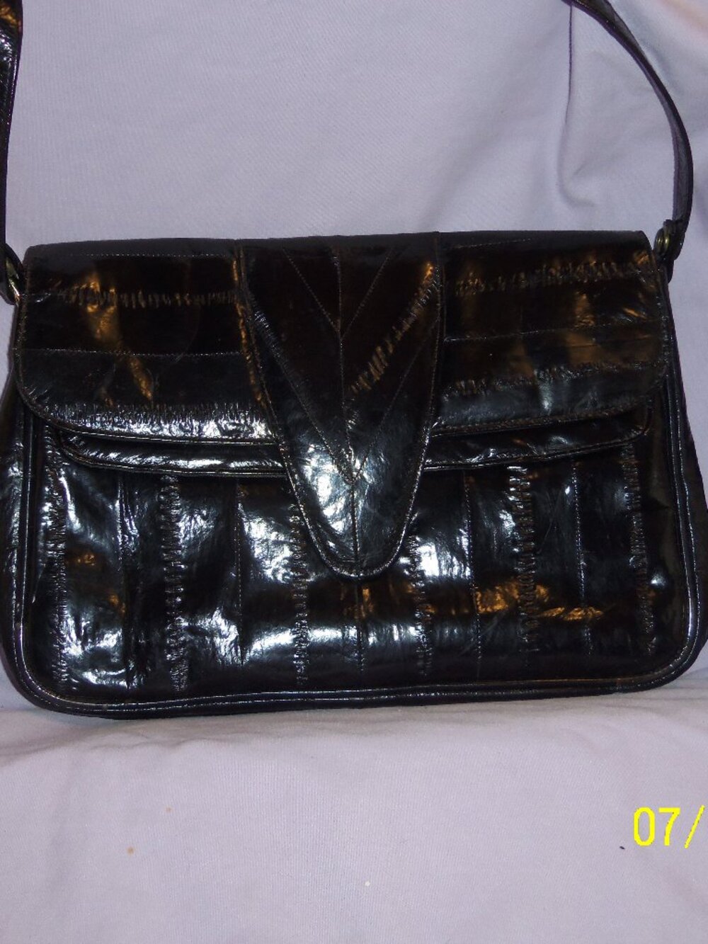 Genuine EEl Black Purse